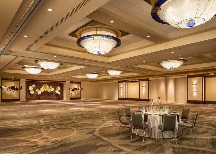 Renaissance Phoenix Downtown Hotel